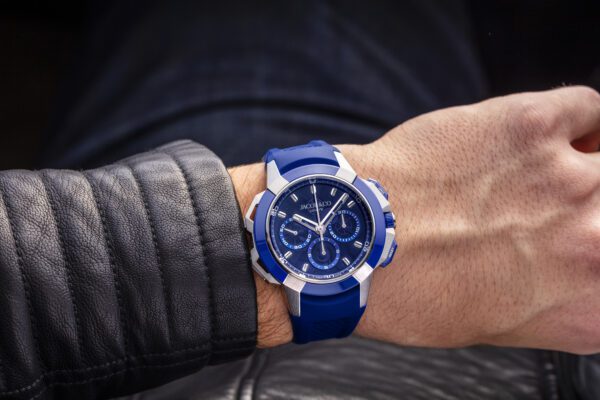 Jacob & Co Epic X Chrono 44mm Tri-Compax Blue - Image 4